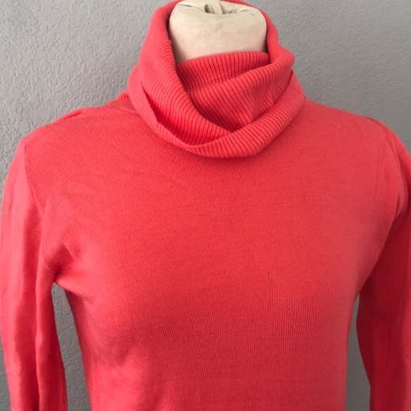 Pink top - Picture 2 of 4